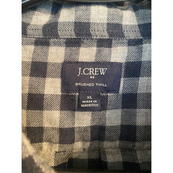 J Crew Men's Gray and Navy Button Down Flannel Shirt XL - Picture 3 of 4